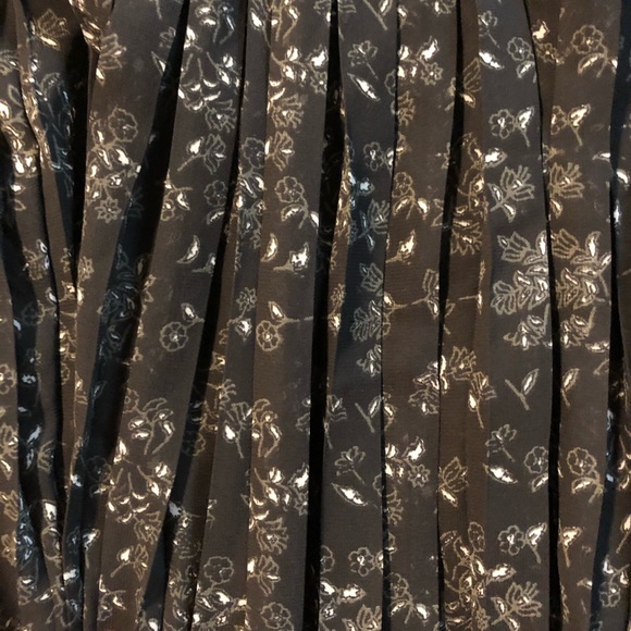 Uniqlo Black Pleated Maxi Skirt - Picture 11 of 13